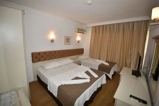 Standard Dört Kişilik Oda, Şehir Manzaralı