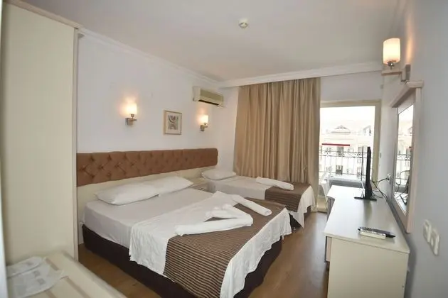 Standard Dört Kişilik Oda, Şehir Manzaralı