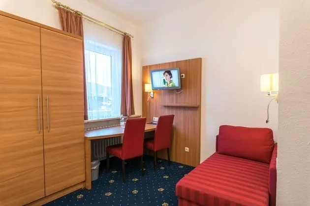 Standard Tek Büyük Yataklı Oda