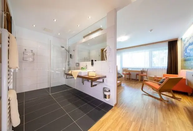 Romantic Oda (Water)