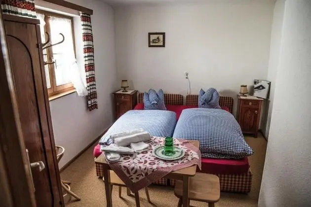 Tek Büyük Yataklı Oda, Sigara İçilmez, Ortak Banyo