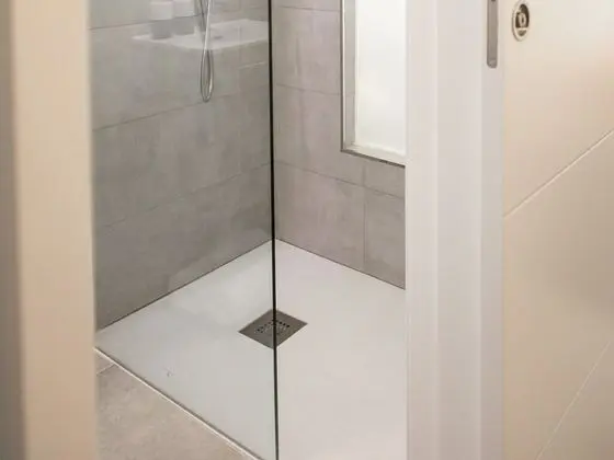 Deluxe Tek Büyük Yataklı Oda, Banyolu/Duşlu (Plaza View 101)