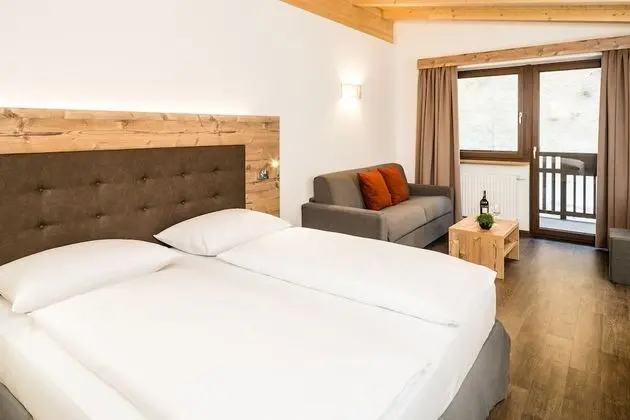 Tek Büyük Yataklı Oda (Almina)