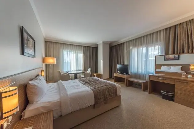 Suite, Şehir Manzaralı