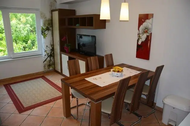 Apart Daire, Deniz Manzaralı