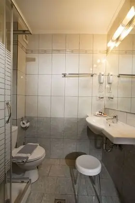 Tek Büyük Yataklı Oda (plus extra bed)