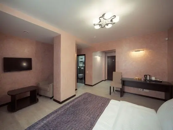 Comfort Tek Büyük Yataklı Oda