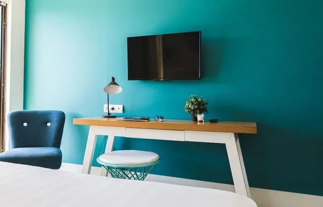 Premium Tek Büyük Yataklı Oda