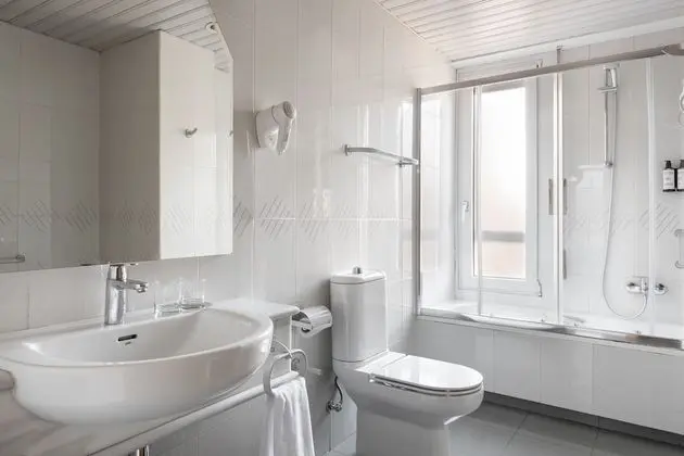 Tek Büyük Yataklı Oda (Matrimonial)