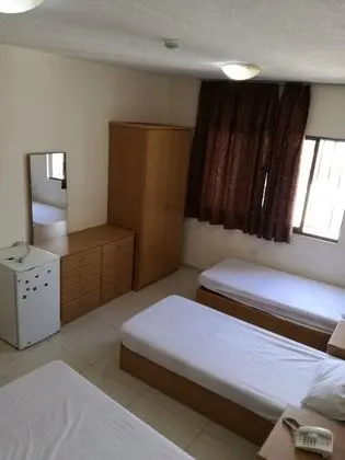 Üç Kişilik Oda