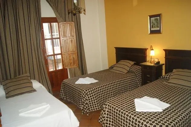 Tek Büyük Yataklı Oda (with extra bed)