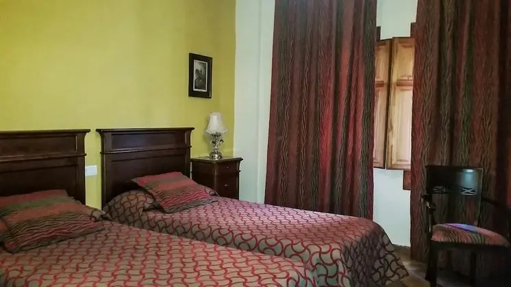 Tek Büyük Yataklı Oda (with extra bed)