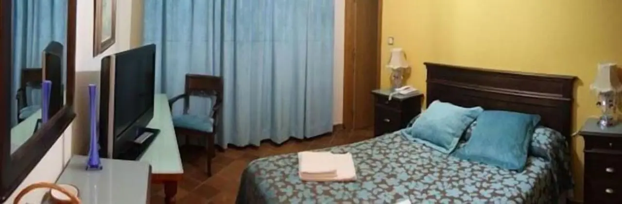 Tek Büyük Yataklı Oda (with extra bed)
