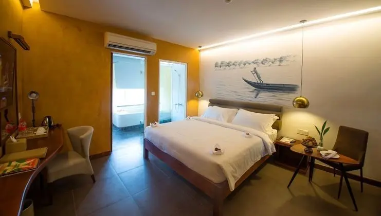 Deluxe Double - River View (Mekong)