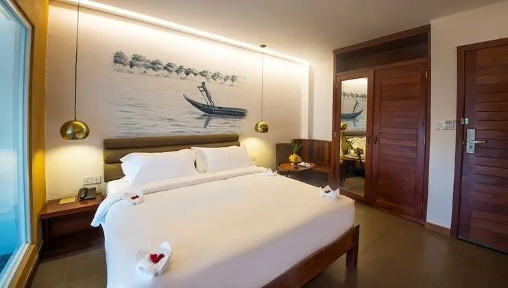 Deluxe Double - River View (Mekong)