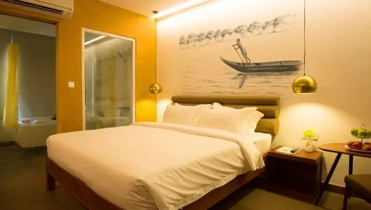 Deluxe Double - River View (Mekong)