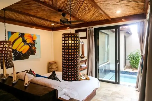 Deluxe Suites