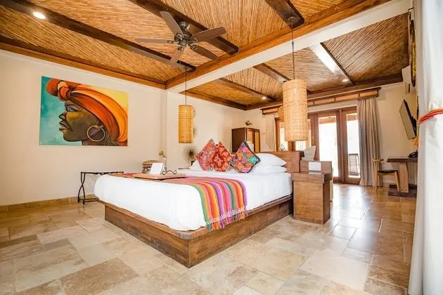 Deluxe Suites