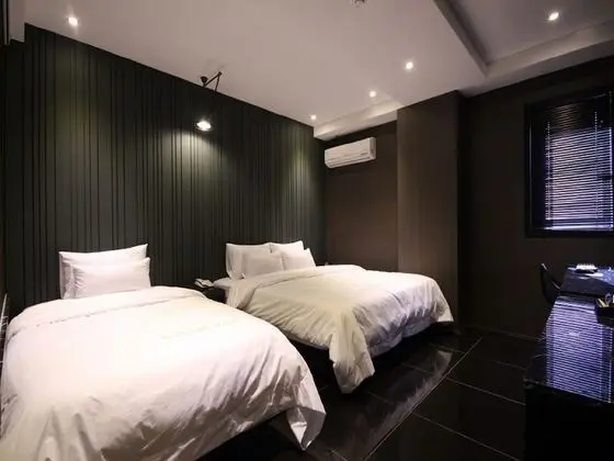 Premium Family Room (Interior Design of a Room is Randomly Assigned Upon Check-in)