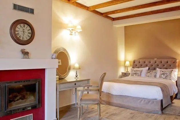 Premium Deluxe Suite with Fireplace