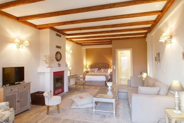 Premium Deluxe Suite with Fireplace