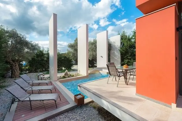 Villa, 4 Yatak Odası, Kişiye Özel Havuzlu