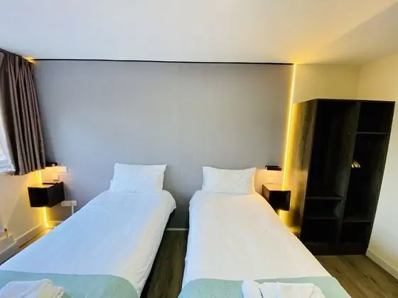 İki Ayrı Yataklı Oda