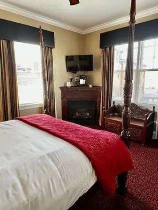 Sunset Room