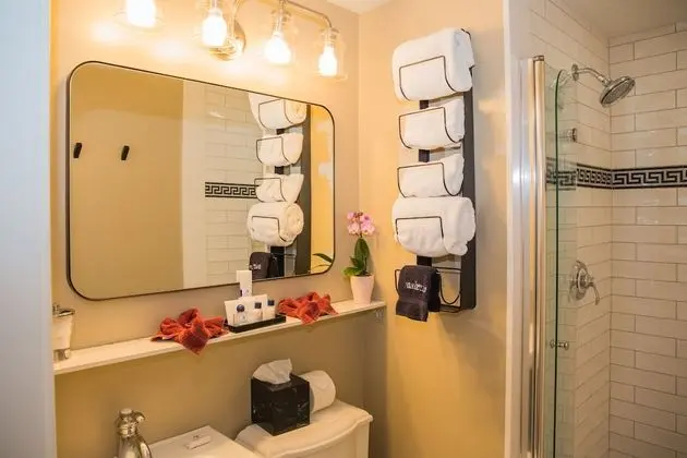 Sunset Room