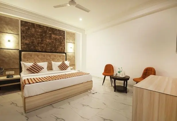 Deluxe Tek Büyük Yataklı Oda