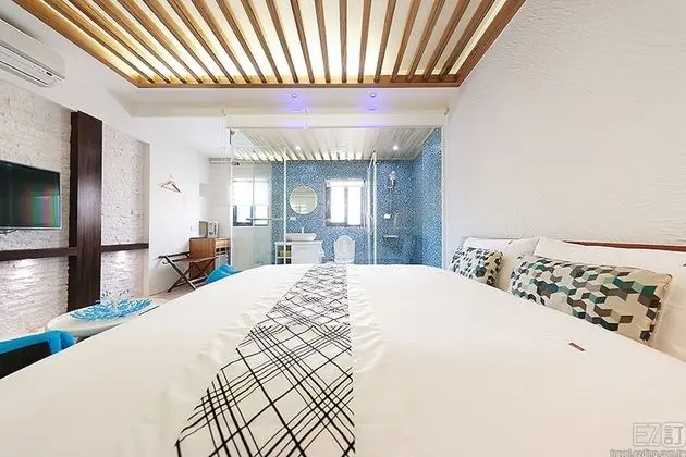 Standard Tek Büyük Yataklı Oda (4B)