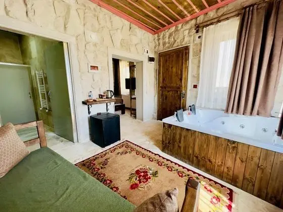 Deluxe Jakuzili Suite