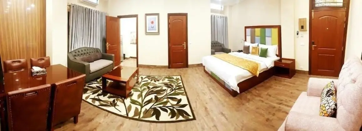 Deluxe Tek Büyük Yataklı Oda