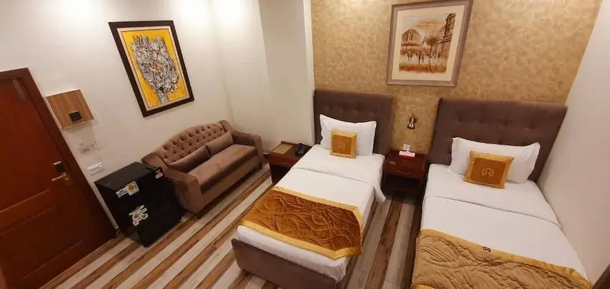 Deluxe Tek Büyük Yataklı Oda