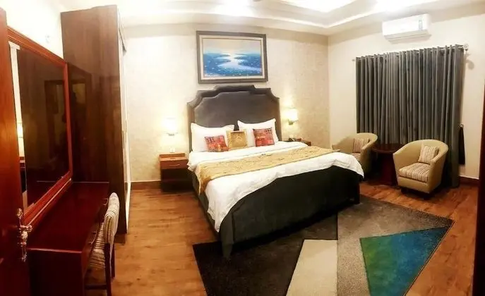 Deluxe Tek Büyük Yataklı Oda