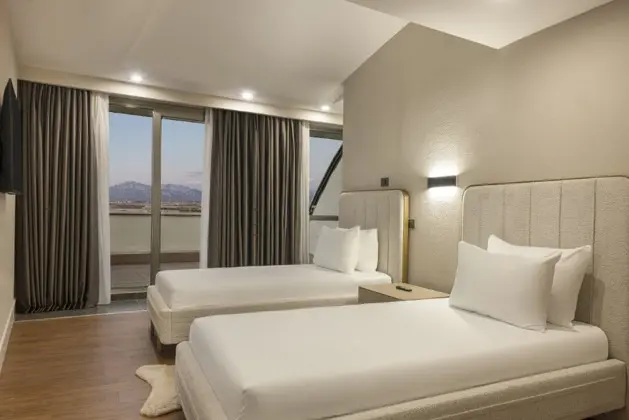 Penthouse Executive Duplex Suite Custom Oda