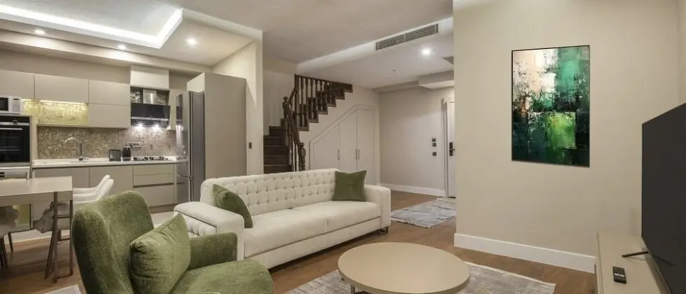Penthouse Executive Duplex Suite Custom Oda