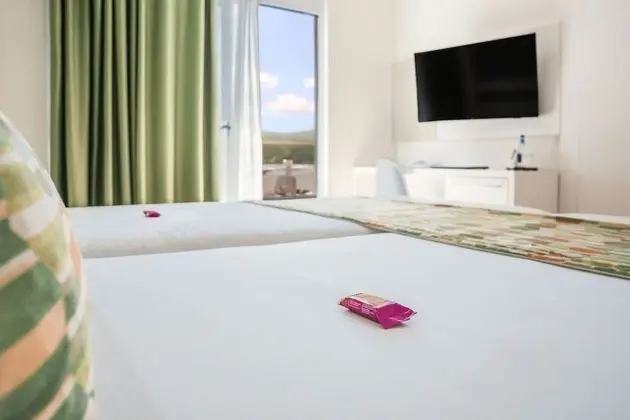 Superior Tek Büyük Yataklı Oda, Balkon, Deniz Manzaralı