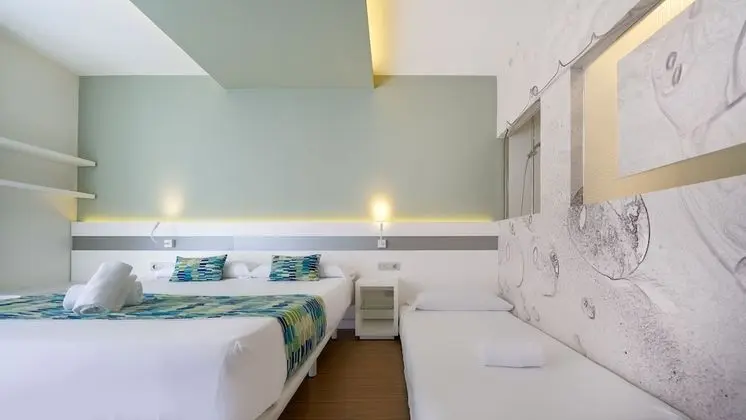 Üç Kişilik Oda (2 pax)