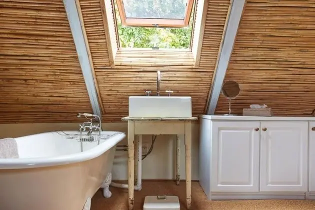 Comfort Ev, Kişiye Özel Havuzlu (The Bolt Hole)