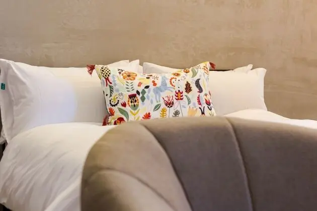 Luxury Tek Büyük Yataklı Oda