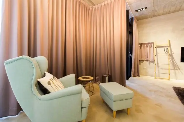 Luxury Tek Büyük Yataklı Oda