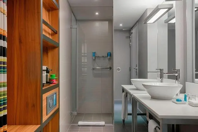 Çatı Katı (Loft), 2 Tek Kişilik Yatak