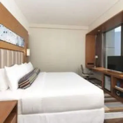 Breezy, Oda, 2 Tek Kişilik Yatak, Şehir Manzaralı