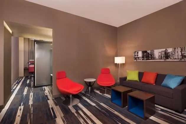 aloft, Süit, 1 En Büyük (King) Boy Yatak ve Çekyat, Şehir Manzaralı