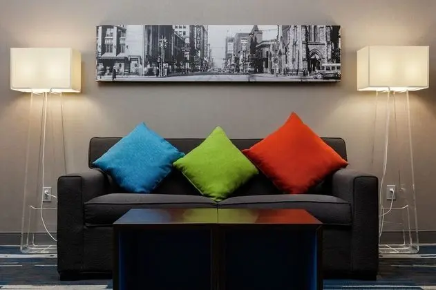 aloft, Süit, 1 En Büyük (King) Boy Yatak ve Çekyat, Şehir Manzaralı