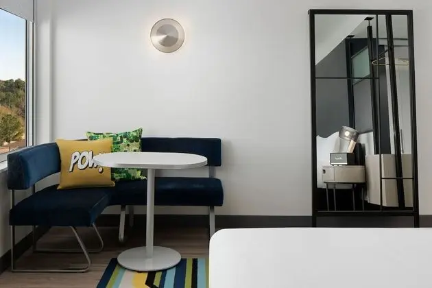 aloft, Oda, 1 En Büyük (King) Boy Yatak, Sigara İçilmez