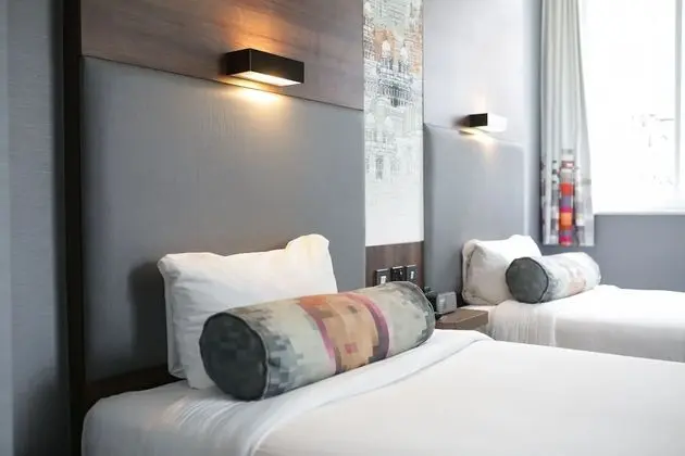 aloft, İki Ayrı Yataklı Oda, 2 Tek Kişilik Yatak