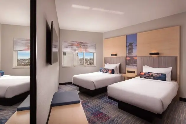 aloft, Oda, 2 Tek Kişilik Yatak, Sigara İçilmez
