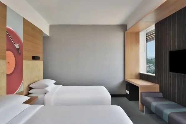 Urban, Club Oda, 1 En Büyük (King) Boy Yatak, Sigara İçilmez, Şehir Manzaralı